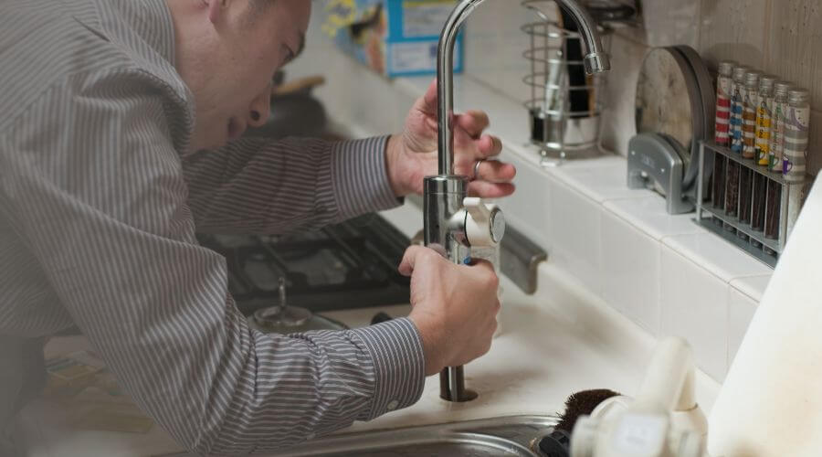 Local expert plumbing services in Holbrook, MA